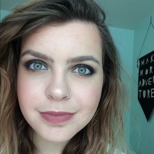 Meet your Posher, Madi